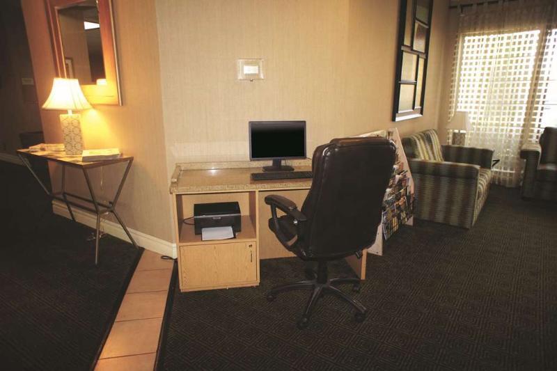 La Quinta By Wyndham Round Rock North Hotell Exteriör bild